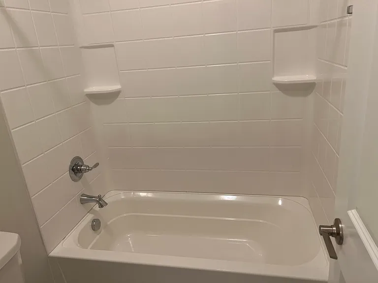 1050 Valentine Ln — Photo 14