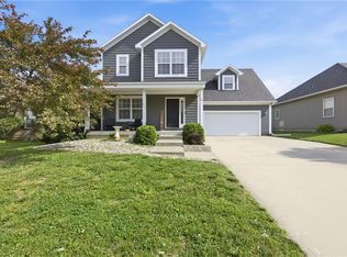 8 Westwood Cir, Ottawa, KS 66067