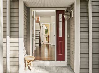 36 Agnew Farm Rd, Armonk, NY 10504