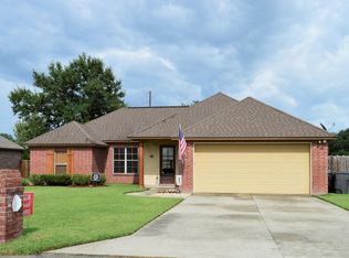 142 Rue Des Cannes, Maurice, LA 70555