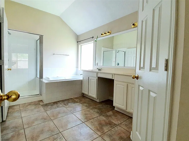 5631 Beaver Pass Ln — Photo 17