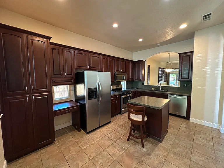 5814 Anchor Bay Way — Photo 4