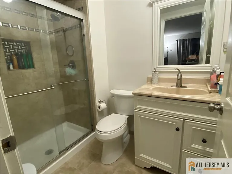 144 Beverly Hill Ter #B — Photo 19