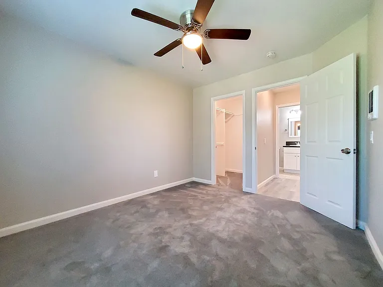 Cinnamon Woods Apartments — Photo 59