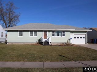 1722 E 19th St, Fremont, NE 68025
