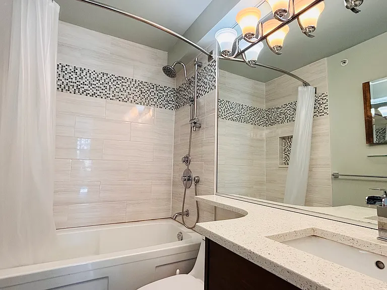 8989 Hudson St #409 — Photo 9