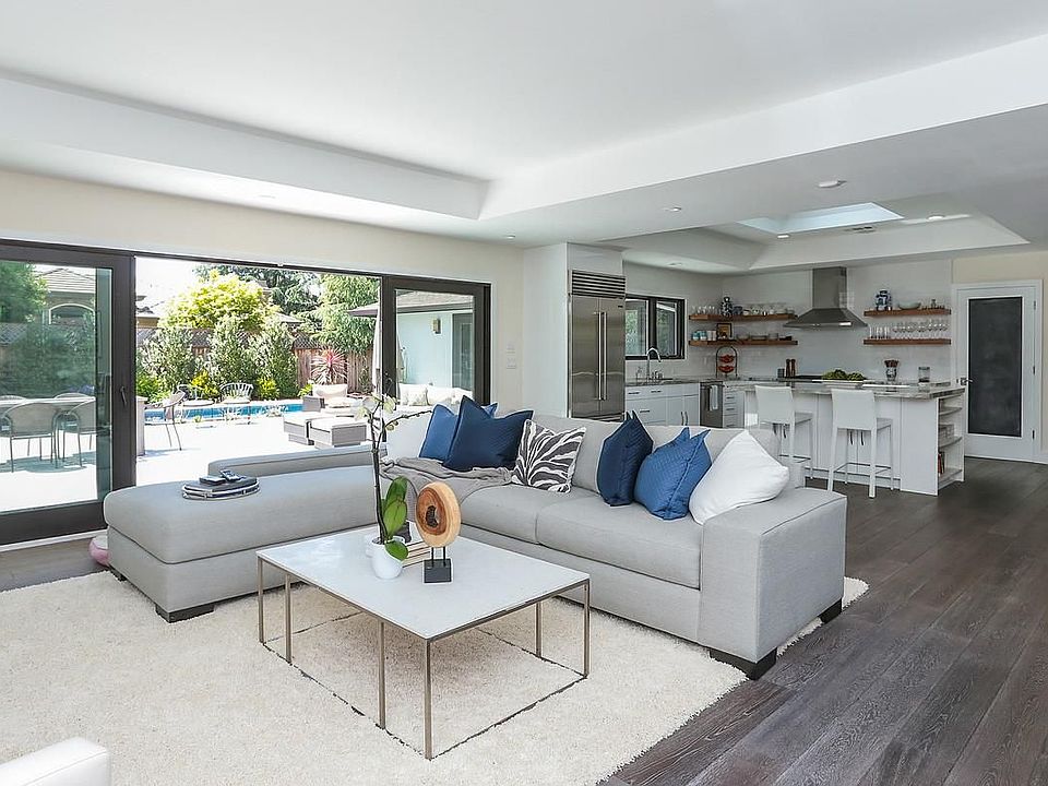1st image of 459 W Portola Ave
