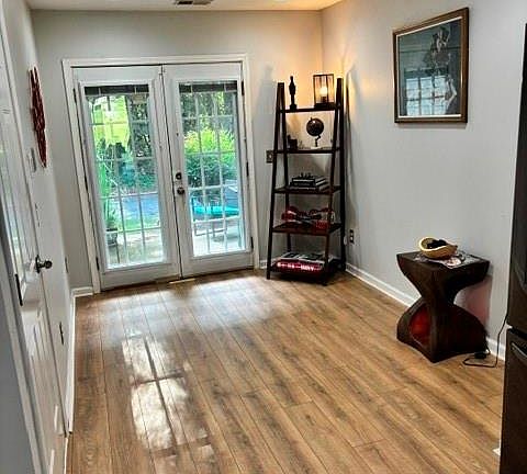3rd image of 3531 Parc Cir SW