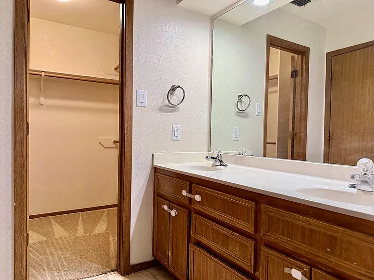 4601 Lanham St #11 — Photo 14