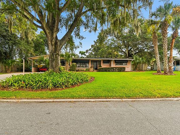 2nd image of 228 RIPPLING LANE