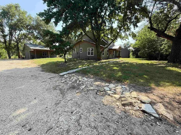 3900 Highway 16, Olsburg, KS 66520
