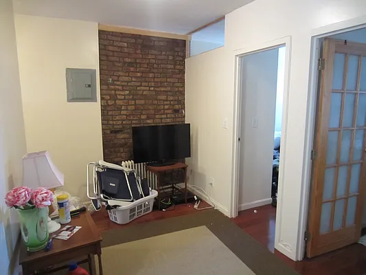 Rented by Majesty Management | media 84