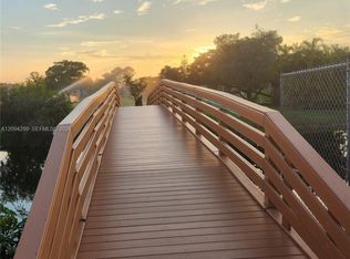 Sunrise Lakes 85 Condo, Sunrise, FL 33322