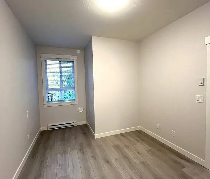 32690 14th Ave — Photo 8