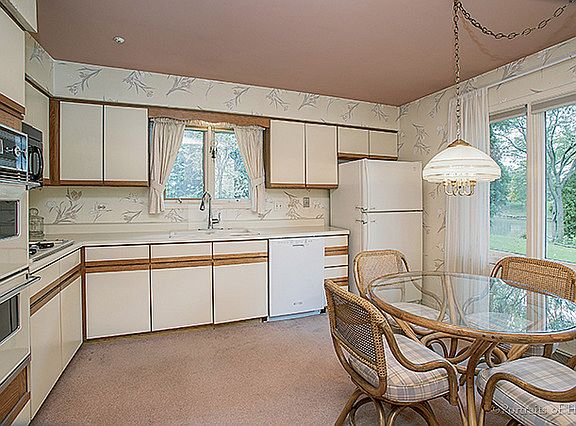 5th image of 3080 Beller Dr