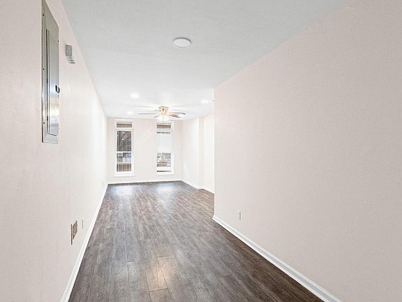 4th image of 2217 Linden Ave APT 1