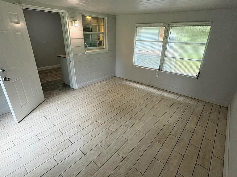 20822 SW Marine Blvd — Photo 21