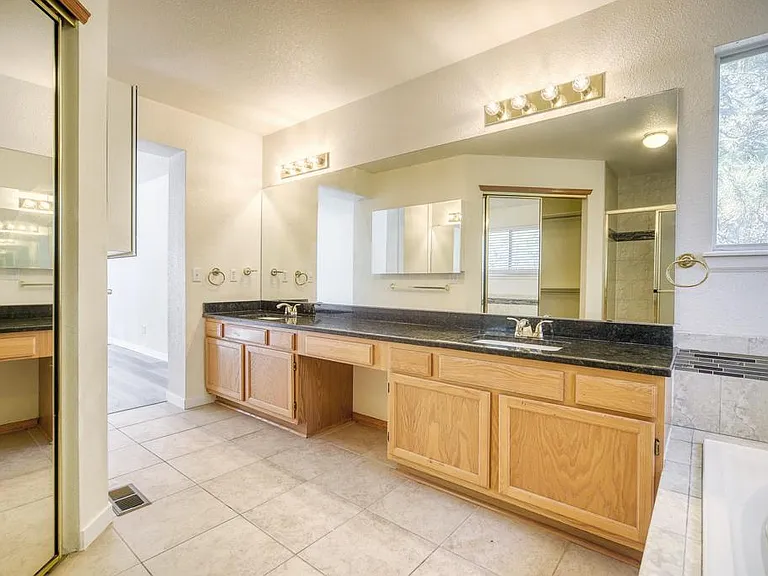20455 E Crestline Pl — Photo 16