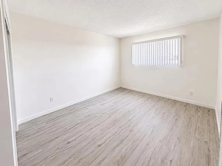 6819 Laurel Canyon Blvd #18 — Photo 6