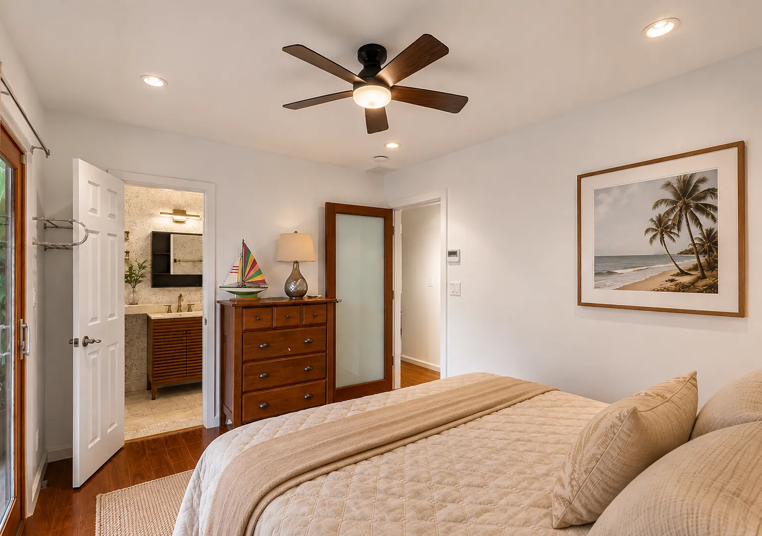 Kai Nani Living: Poolside Privacy Across from Waialae Country Club — Photo 4