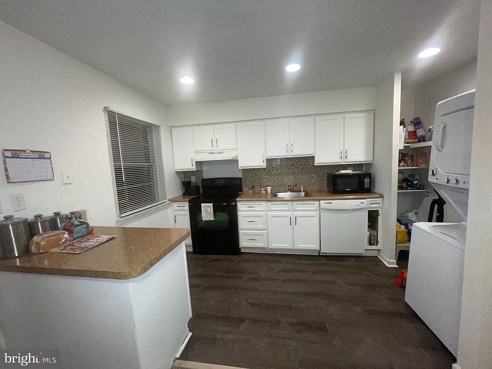 1st image of 507 Garnet Dr #5J