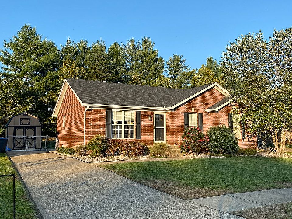 1st image of 111 Holly Hills Dr