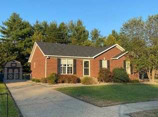 111 Holly Hills Dr, Fairdale, KY 40118