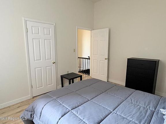 5th image of 346 Warren St #2