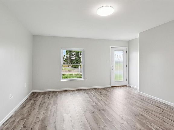 3rd image of 2788 Erin Dr