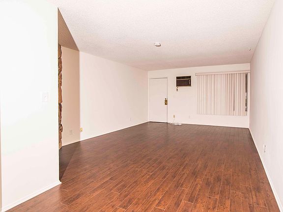5th image of 12021 Burbank Blvd #202