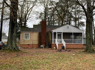97 Carter Ln, Locust Grove, GA 30248