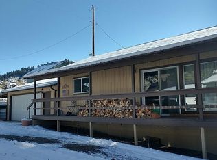 19 Lake View Dr, Salmon, ID 83467
