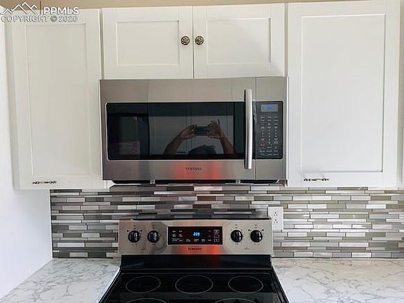 2nd image of 4560 Allison Dr