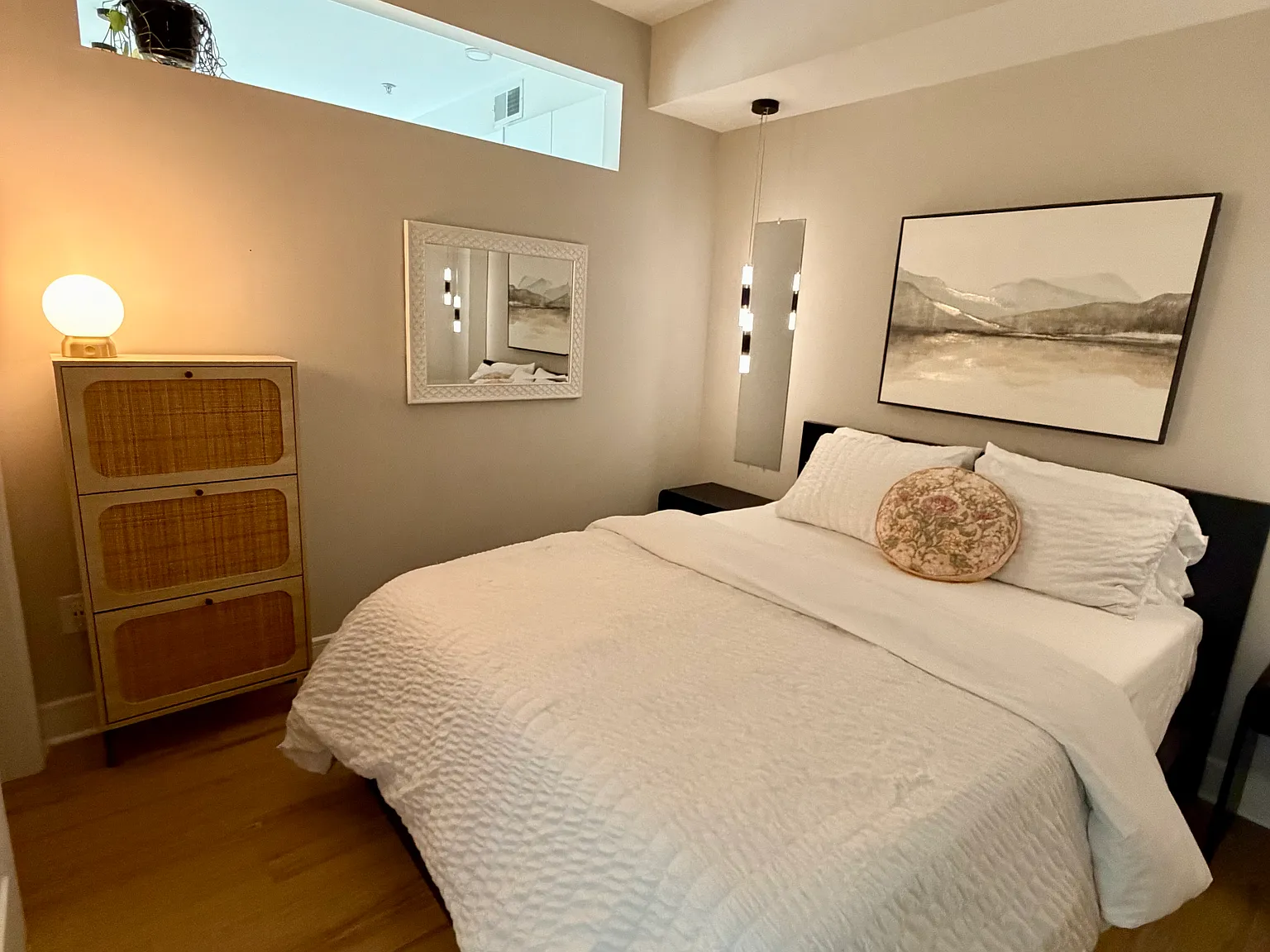 1 bed, 1.5 bath, 875 sqft, $3,100 — Photo 3