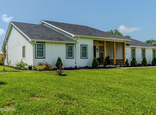 114 Eldon Justice Rd, Oliver Springs, TN 37840