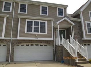 1069 Waterford Ct E, Mcmurray, PA