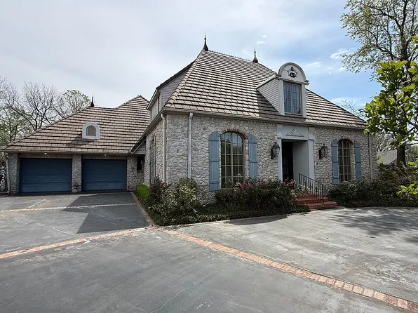 624 Sunset Dr SW, Ardmore, OK 73401