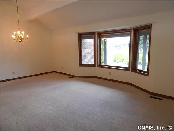 5th image of 5065 Prairieview Dr