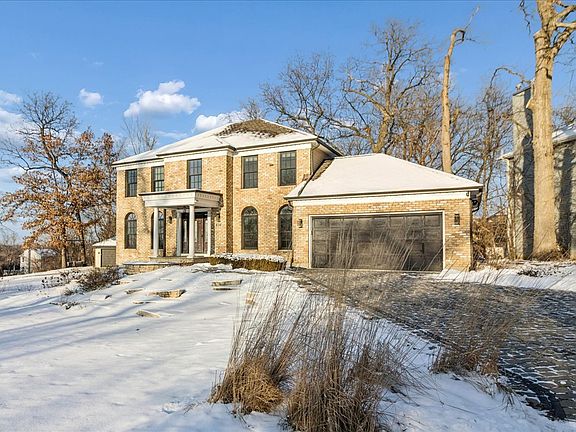 2nd image of 836 Bonnie Brae Ln