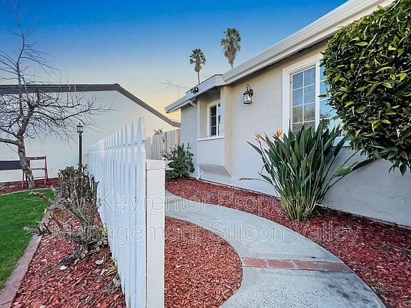 3rd image of 5286 Garrison Cir