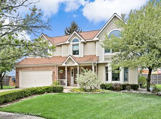 276 Brian Ct, Geneva, IL 60134