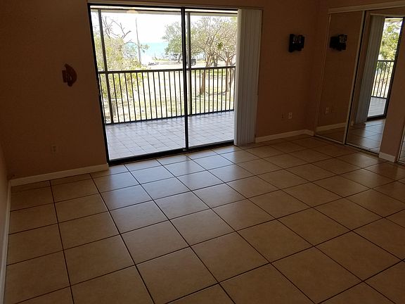 5th image of 122 Dove Creek Dr