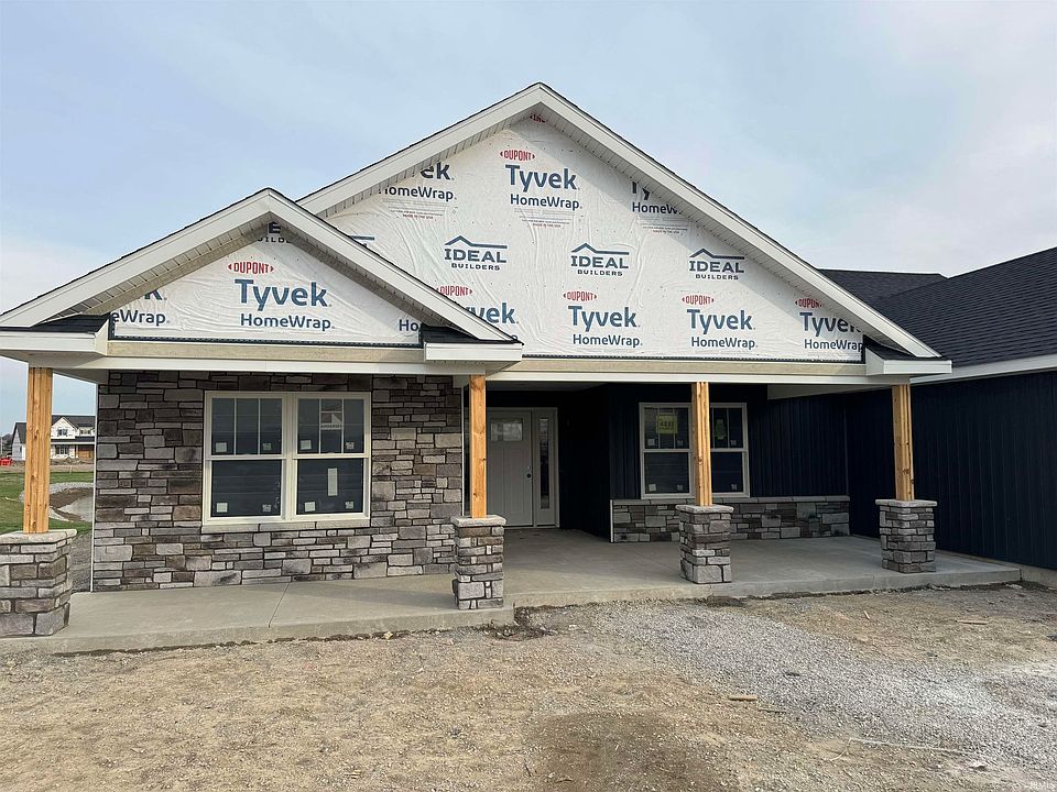 2nd image of 1096 Palmer Pass