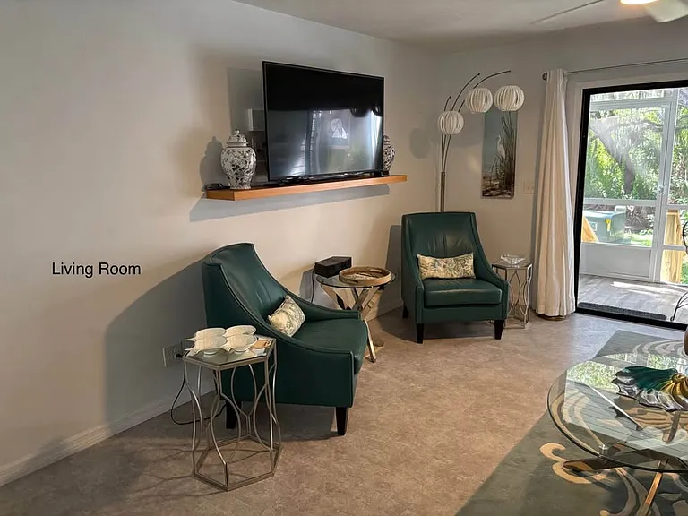 1324 Cypress Cove Ct — Photo 10