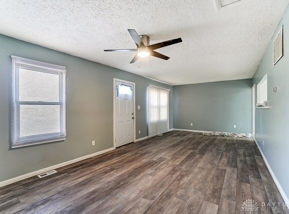 3rd image of 1618 Leah Dr