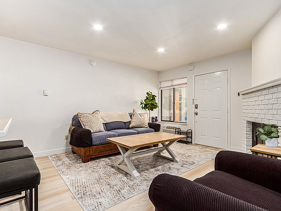 3rd image of 1118 City Park Ave APT 228