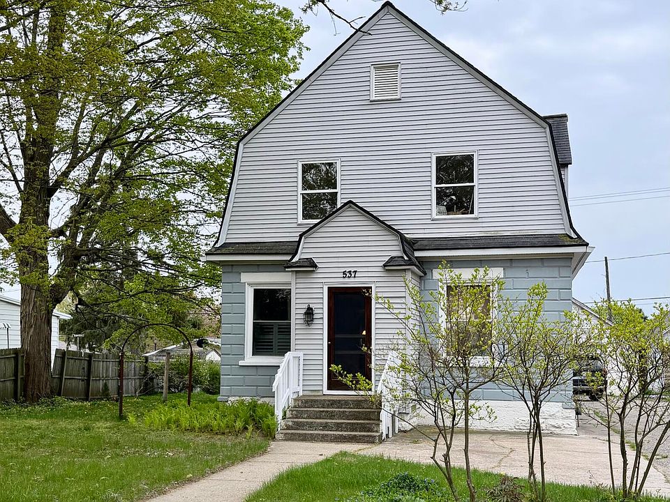 1st image of 537 W Main St