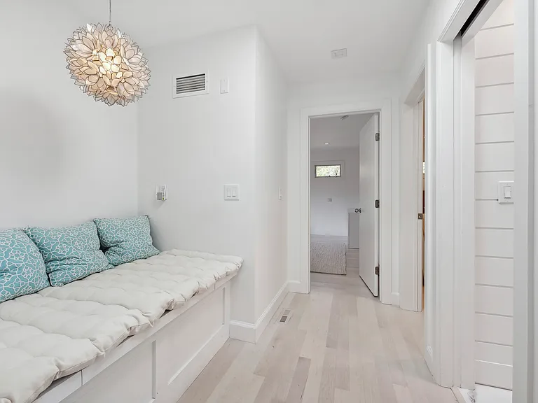 6 Woodland Way — Photo 14