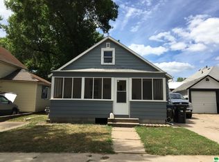 225 Euclid Ave, Cherokee, IA 51012