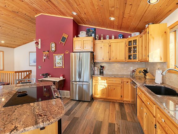 3rd image of 4698 County Road 41